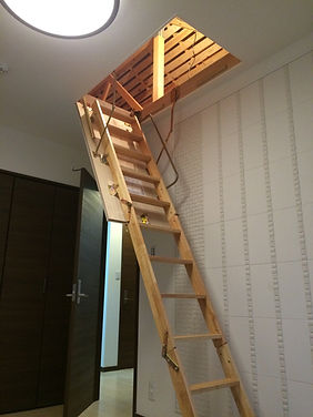 屋内梯子の施工例